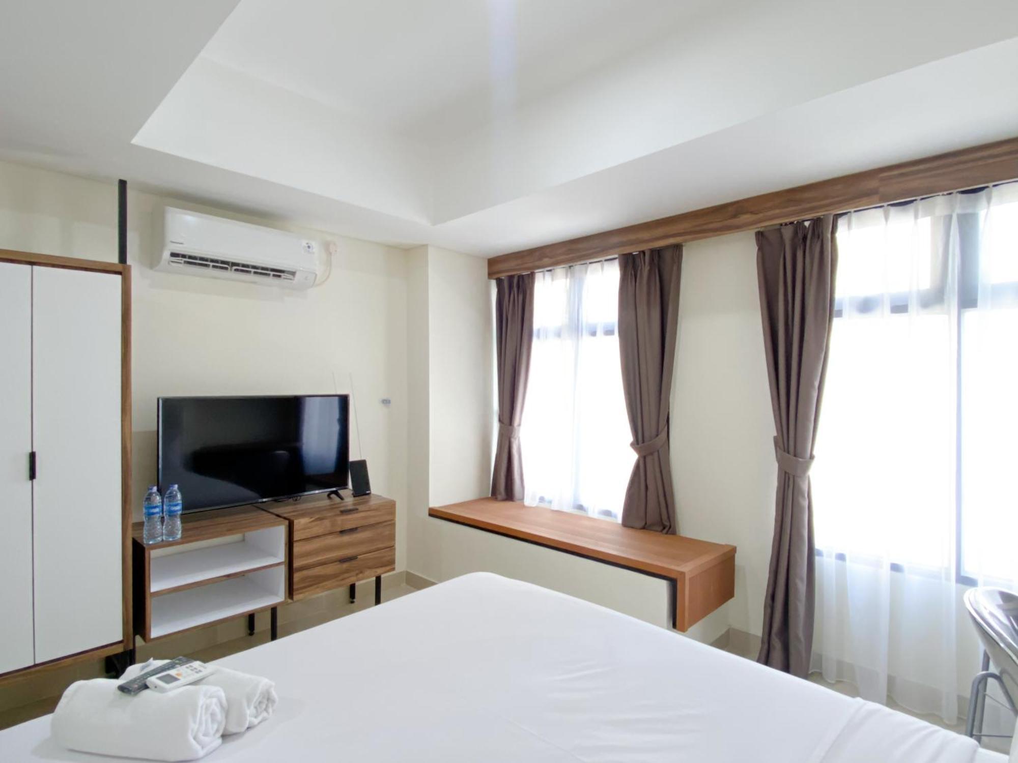 Homey And Cozy Stay Studio Room Pollux Chadstone Apartment By Travelio Cikarang Ngoại thất bức ảnh