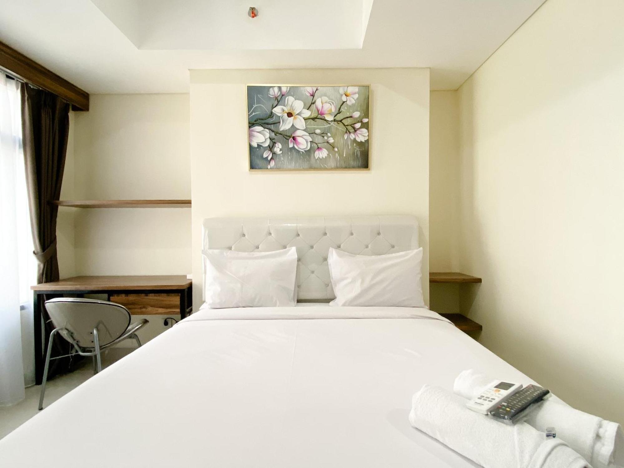 Homey And Cozy Stay Studio Room Pollux Chadstone Apartment By Travelio Cikarang Ngoại thất bức ảnh